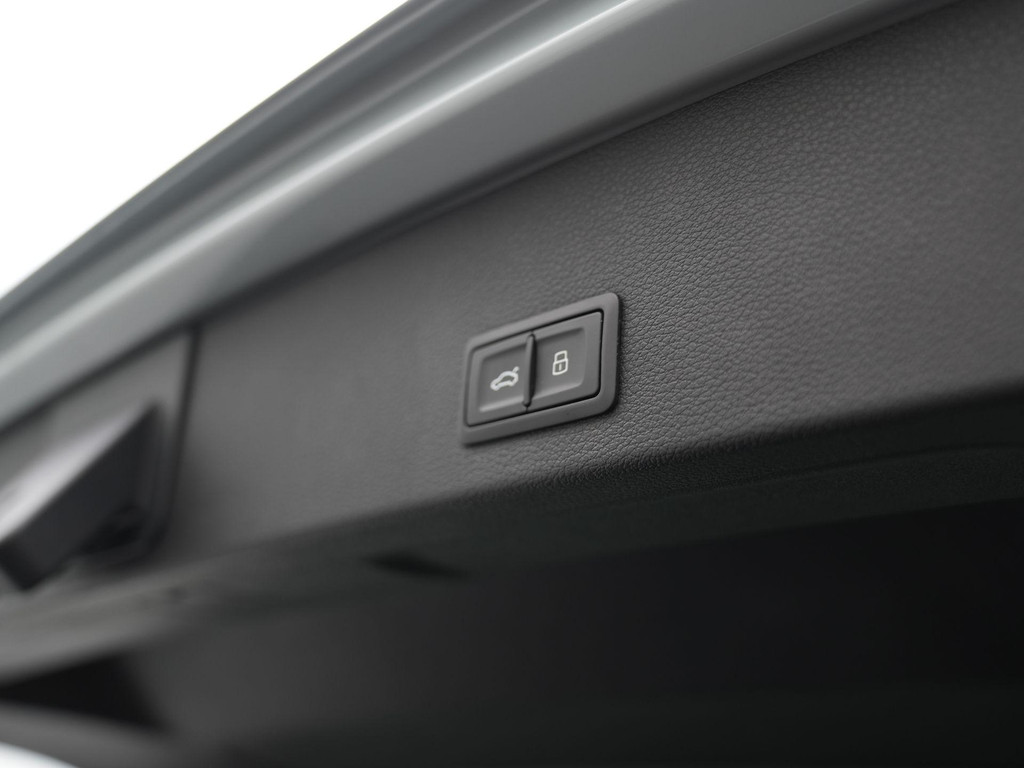 Audi Q2 (P899DV) met abonnement