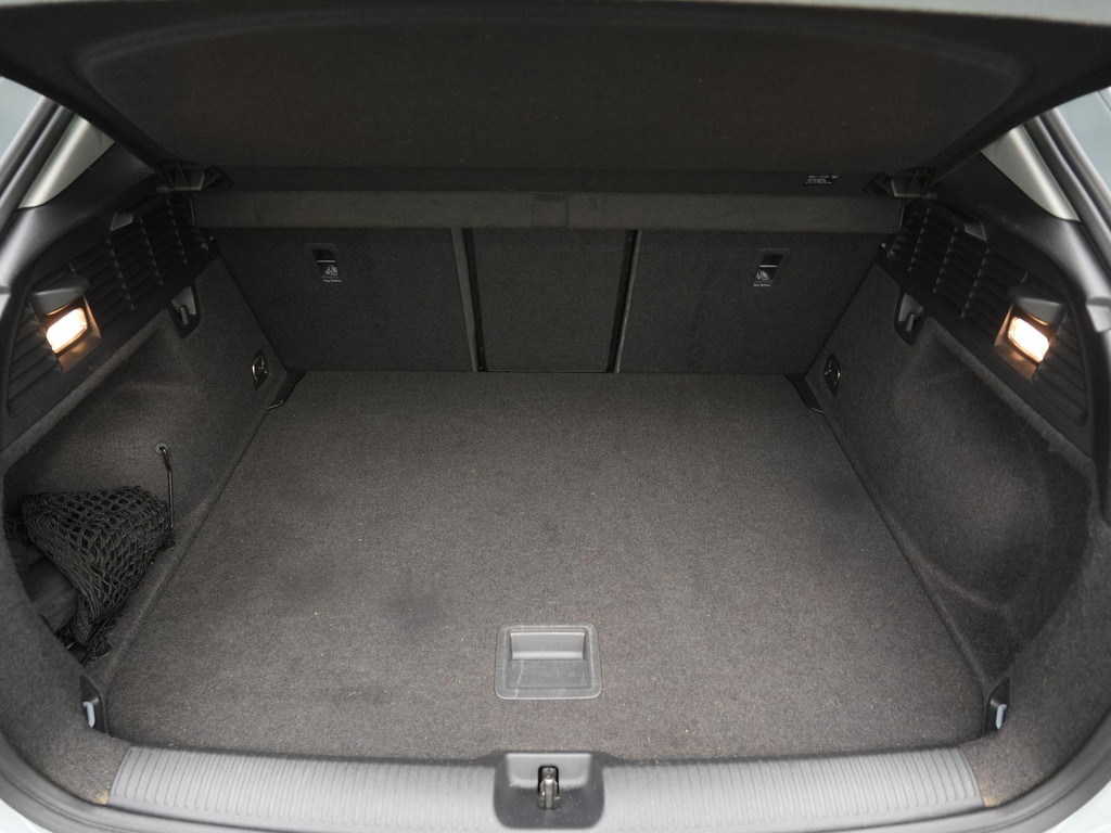 Audi Q2 (P899DV) met abonnement
