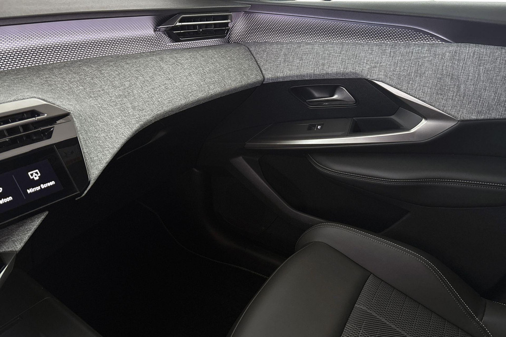 Peugeot 5008 (KRR73L) met abonnement
