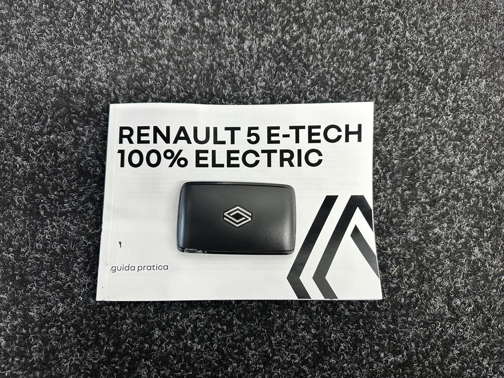 Renault 5 (KSR24Z) met abonnement