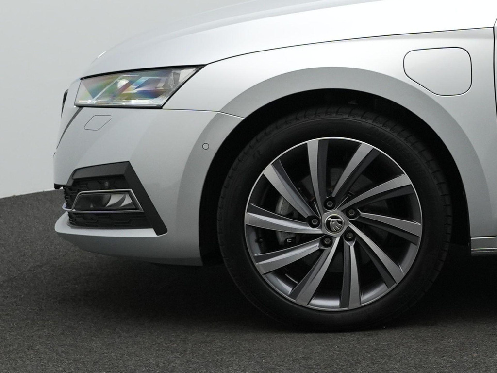 ŠKODA Octavia (KTD32N) met abonnement