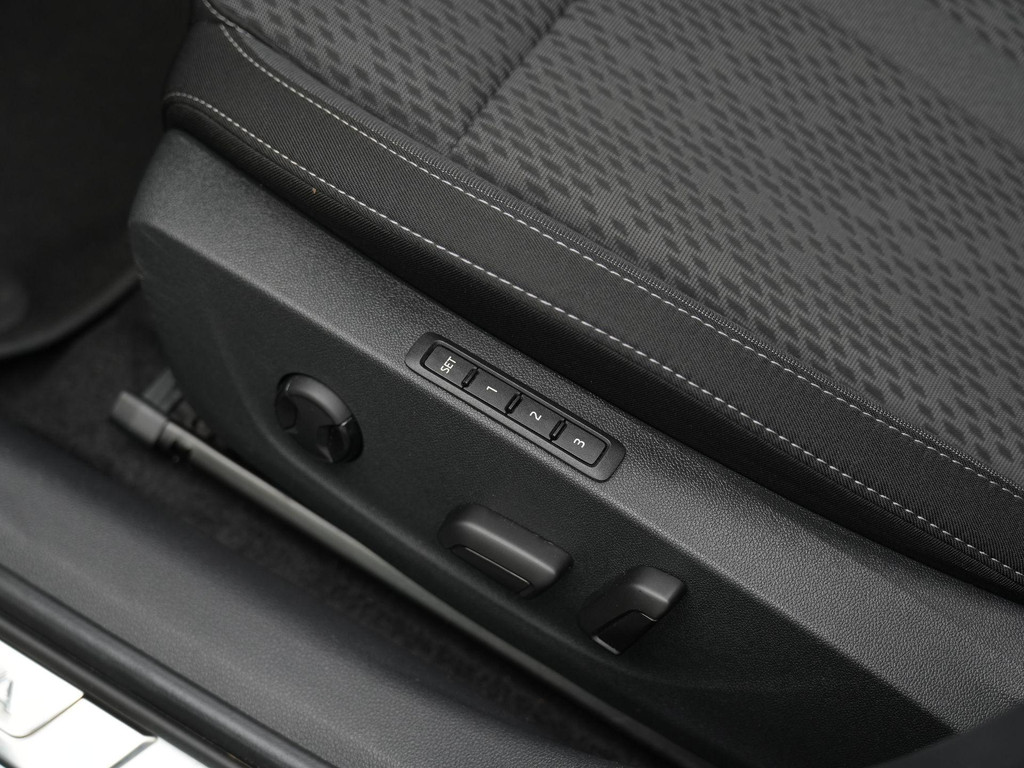 ŠKODA Octavia (KTD32N) met abonnement