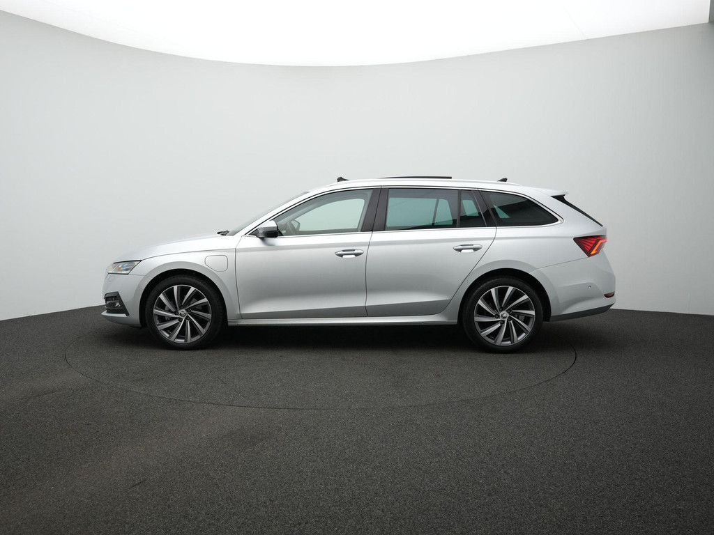 ŠKODA Octavia (KTD32N) met abonnement
