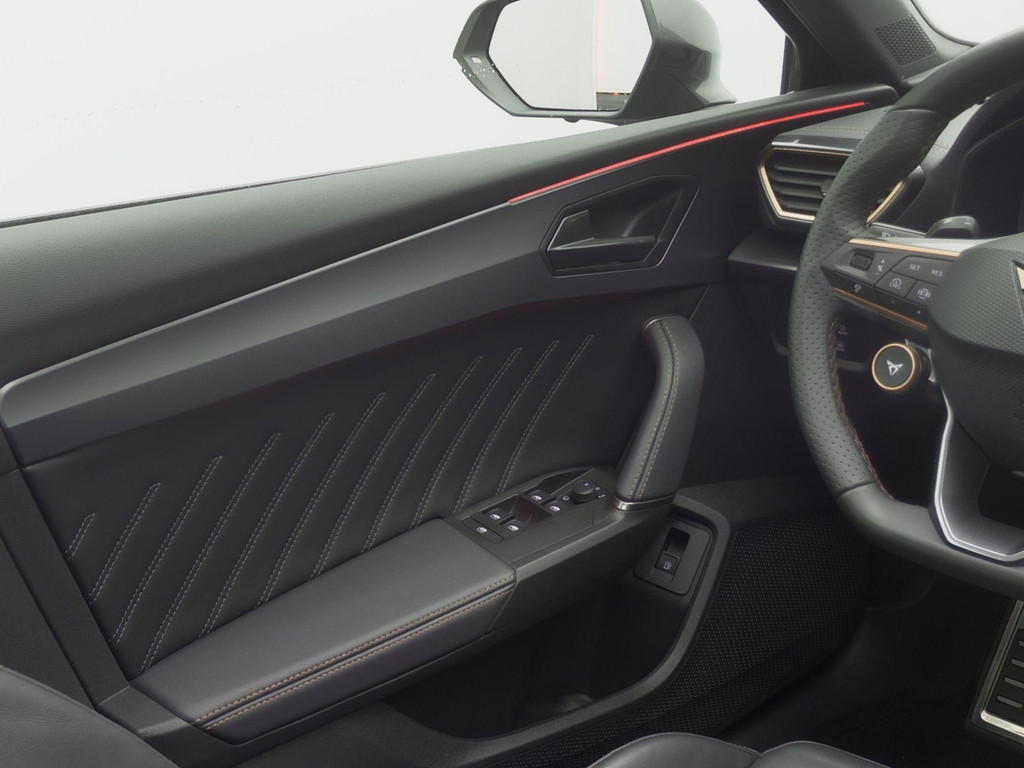 CUPRA Leon (KST21T) met abonnement