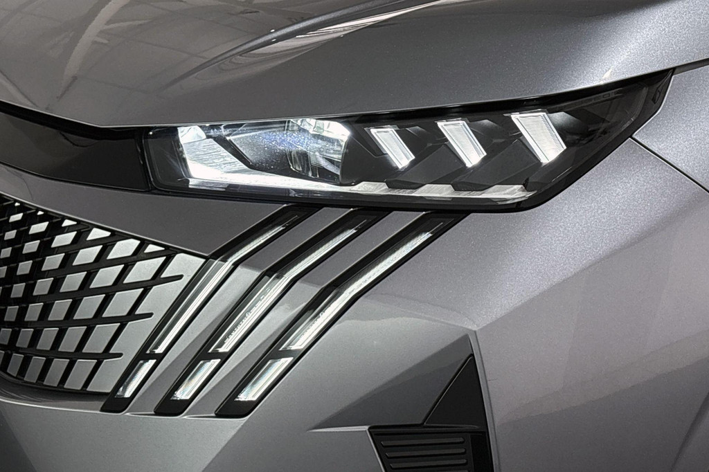 Peugeot 5008 (KSN43R) met abonnement