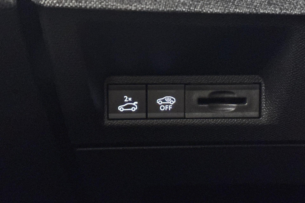 Peugeot 5008 (KSN43R) met abonnement