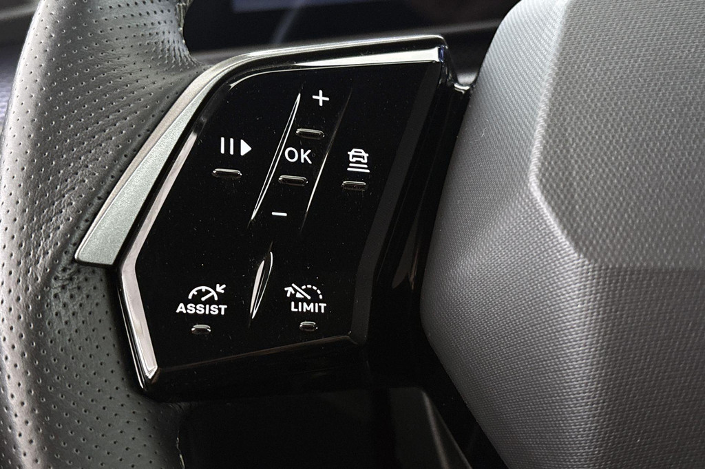 Peugeot 5008 (KSN43R) met abonnement