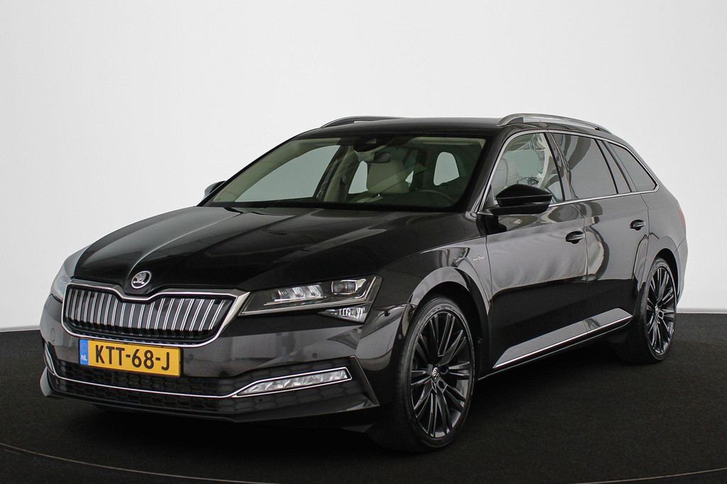 ŠKODA Superb (KTT68J) met abonnement