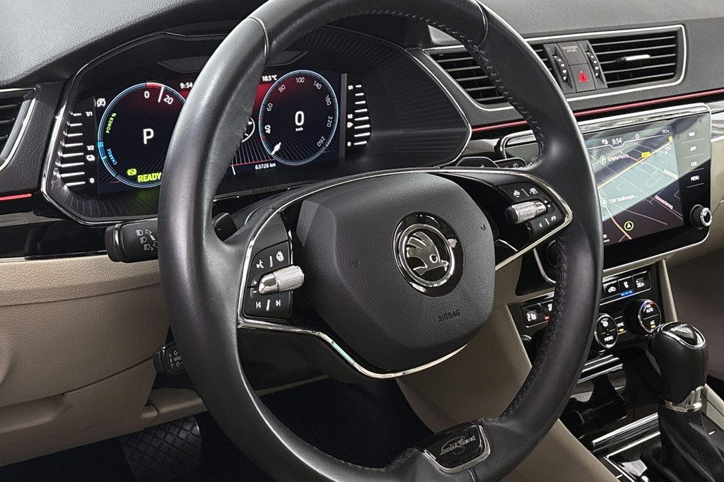 ŠKODA Superb (KTT68J) met abonnement