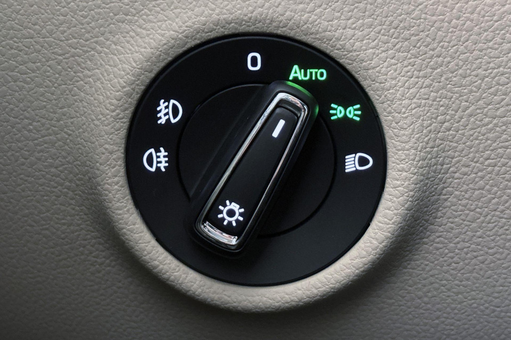 ŠKODA Superb (KTT68J) met abonnement
