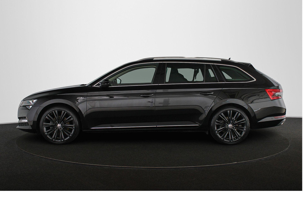 ŠKODA Superb (KTT68J) met abonnement