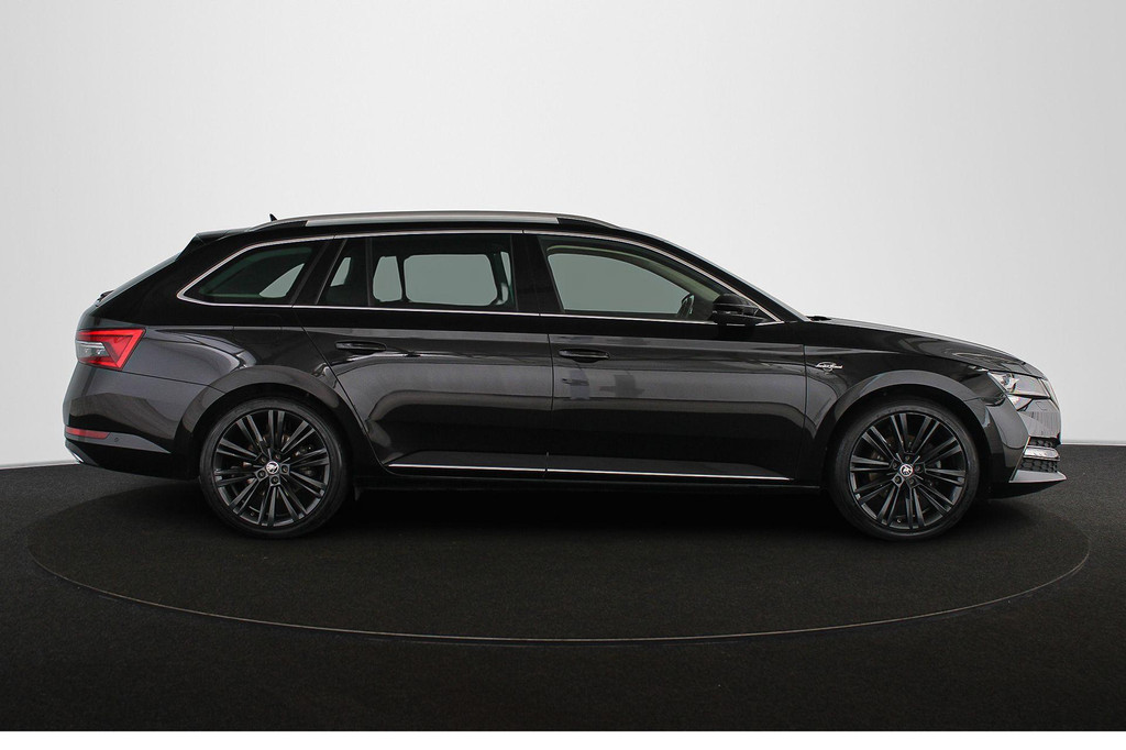 ŠKODA Superb (KTT68J) met abonnement