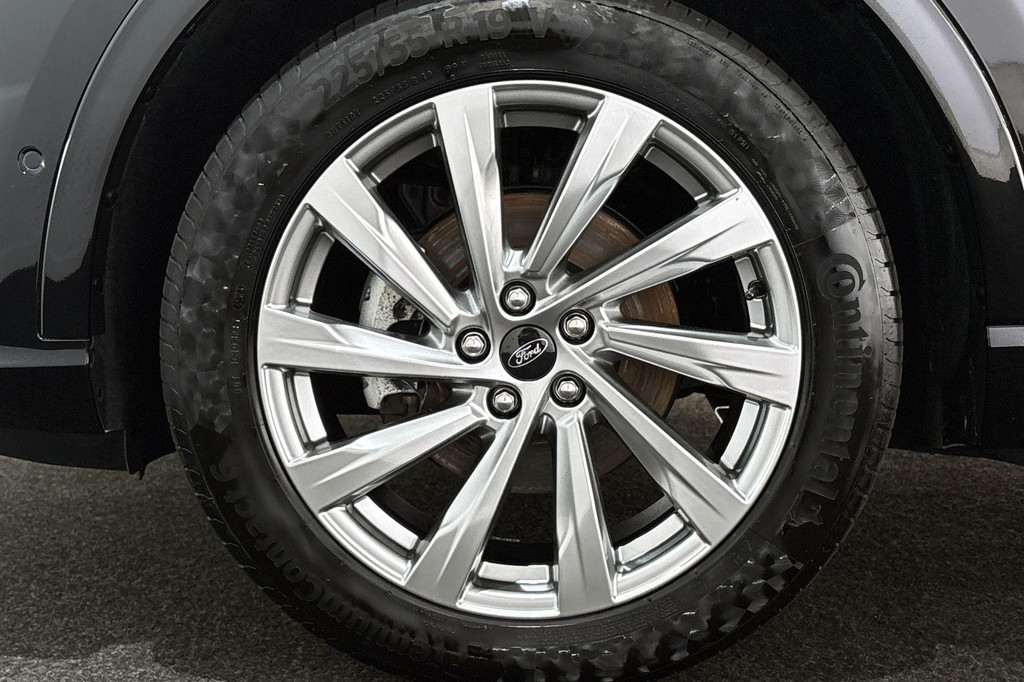 Ford Kuga (KTK79J) met abonnement
