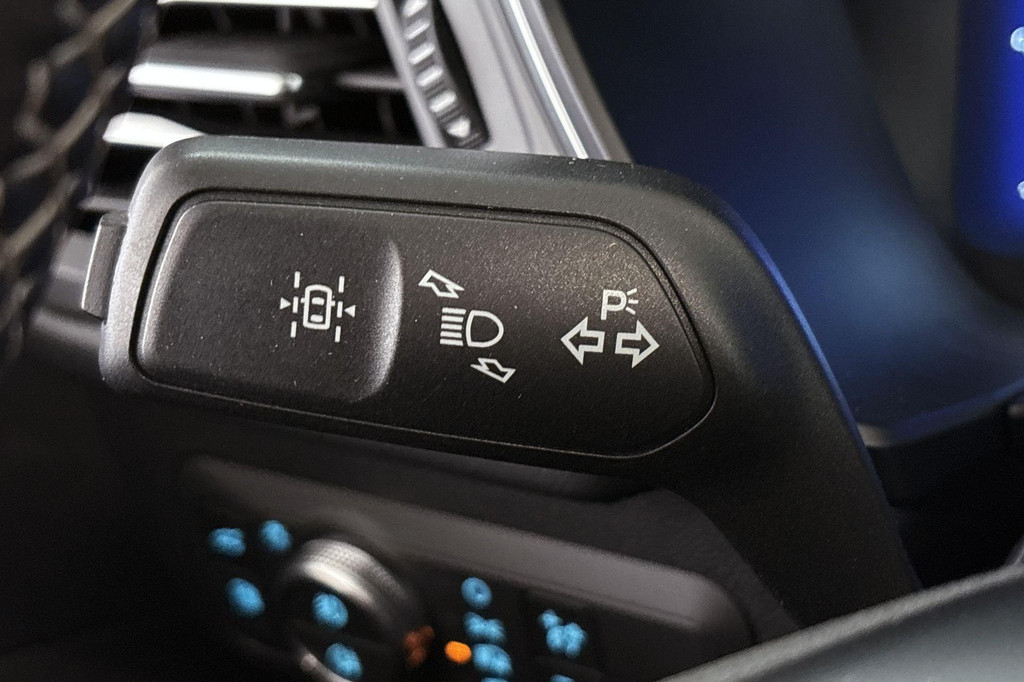 Ford Kuga (KTK79J) met abonnement