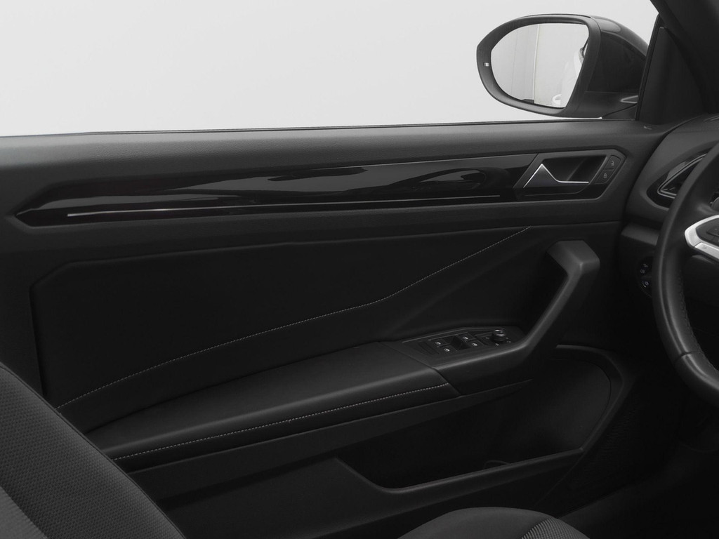 Volkswagen T-Roc Cabrio (KRH03K) met abonnement