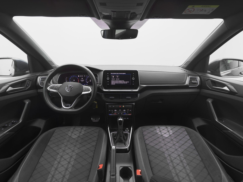 Volkswagen T-Cross (KTJ92T) met abonnement