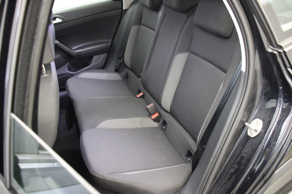 Volkswagen Taigo (R854BK) met abonnement