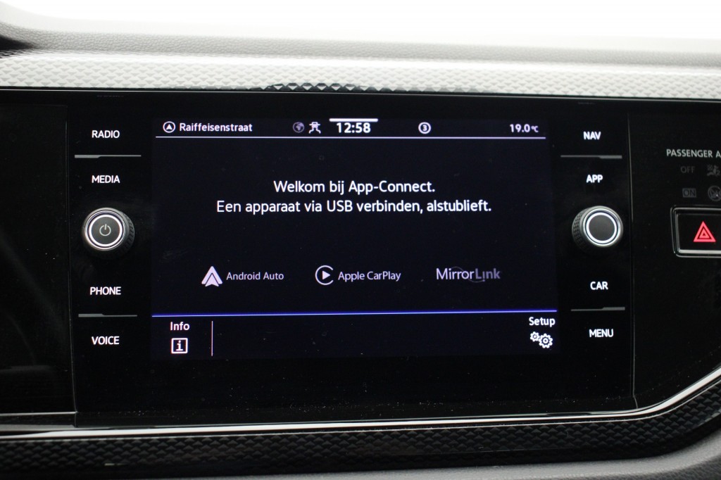 Volkswagen Taigo (R854BK) met abonnement