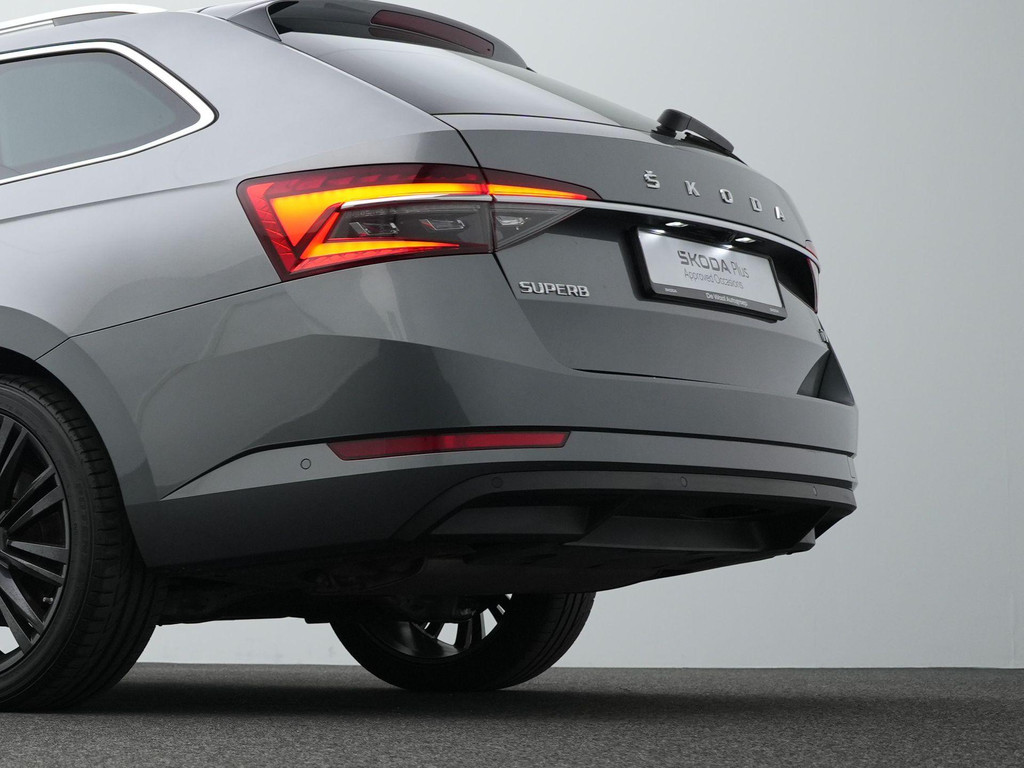 ŠKODA Superb (KSG22L) met abonnement