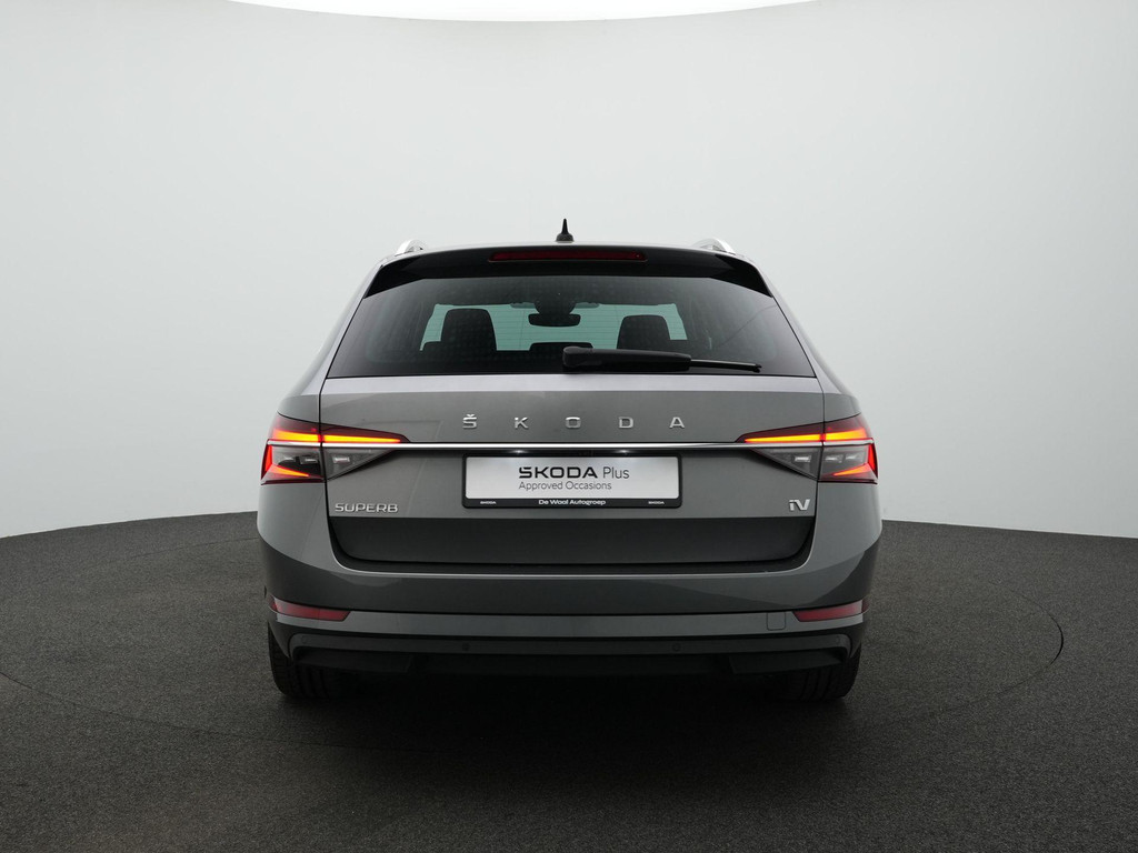 ŠKODA Superb (KSG22L) met abonnement