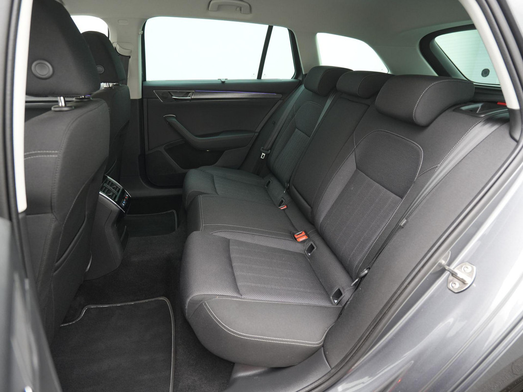 ŠKODA Superb (KSG22L) met abonnement