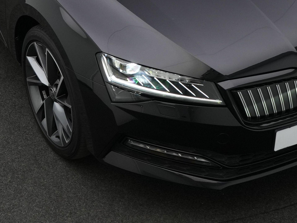 ŠKODA Superb (KTD06V) met abonnement
