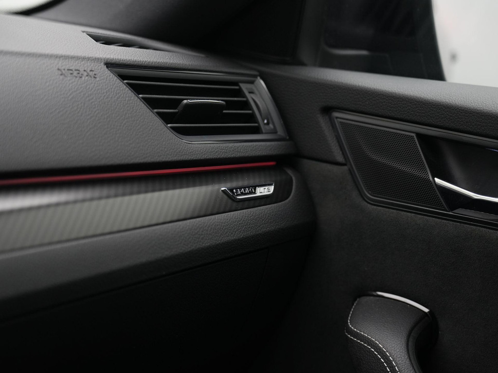 ŠKODA Superb (KTD06V) met abonnement