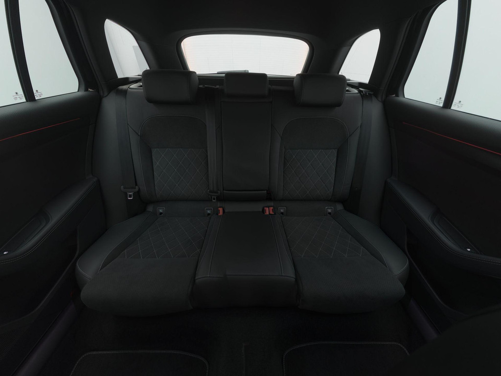 ŠKODA Superb (KTD06V) met abonnement