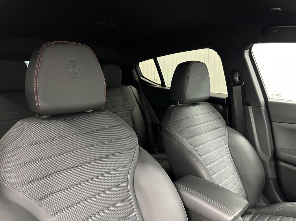 Alfa Romeo Tonale (R343ST) met abonnement