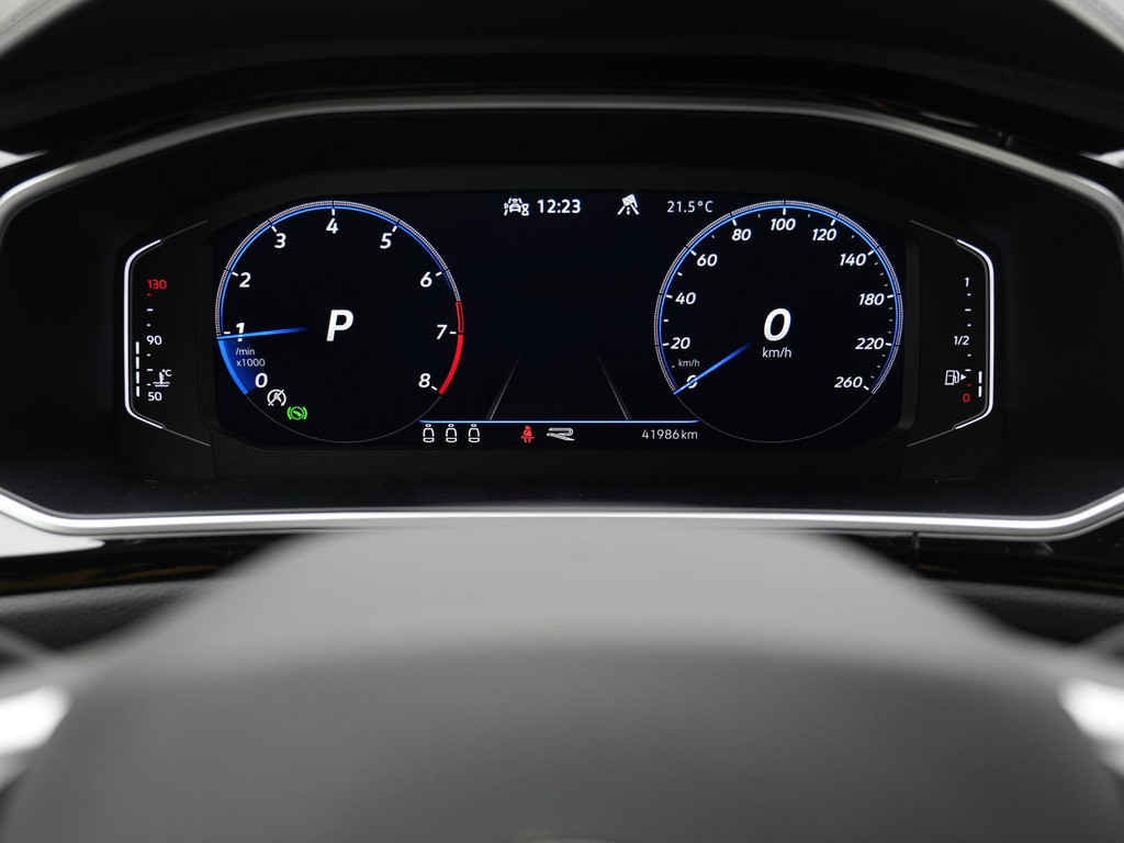 Volkswagen T-Roc (KTH10T) met abonnement