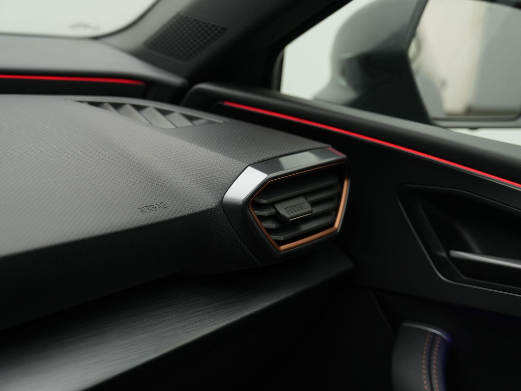 CUPRA Leon (KSL64Z) met abonnement