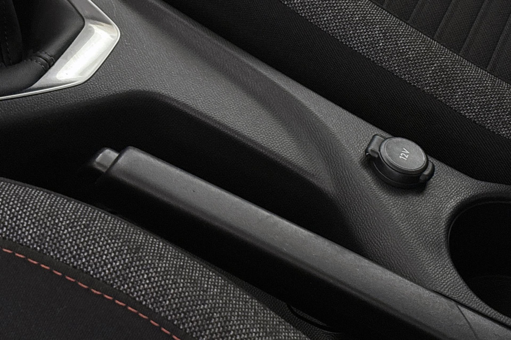 Peugeot 208 (K824LK) met abonnement