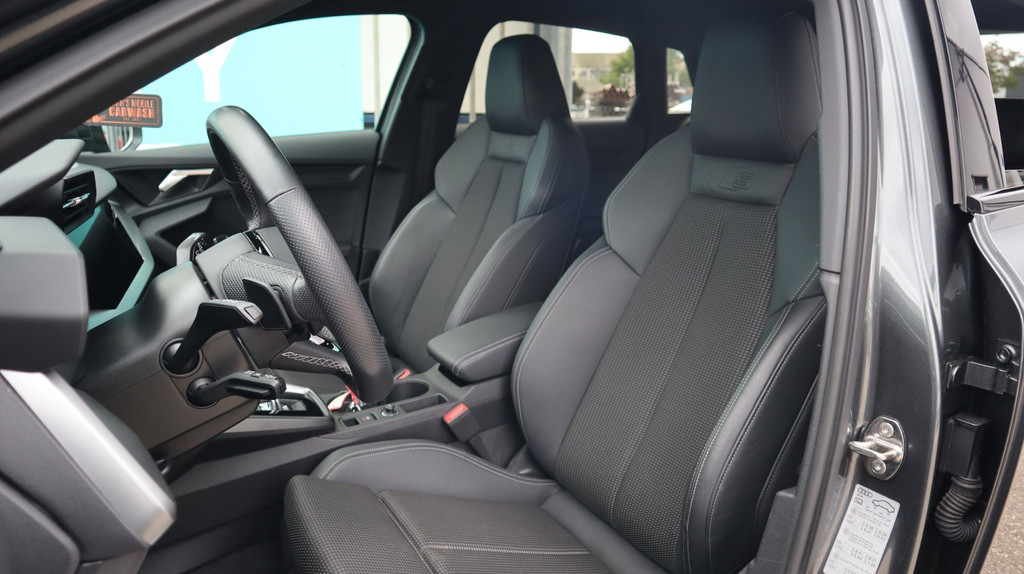 Audi A3 (T212VT) met abonnement