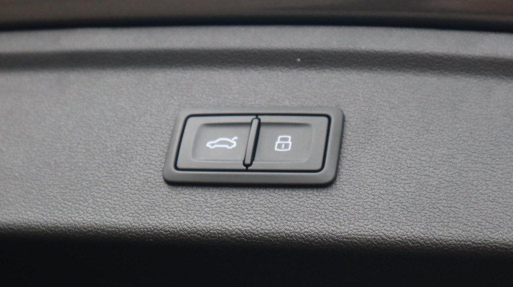 Audi A3 (T212VT) met abonnement