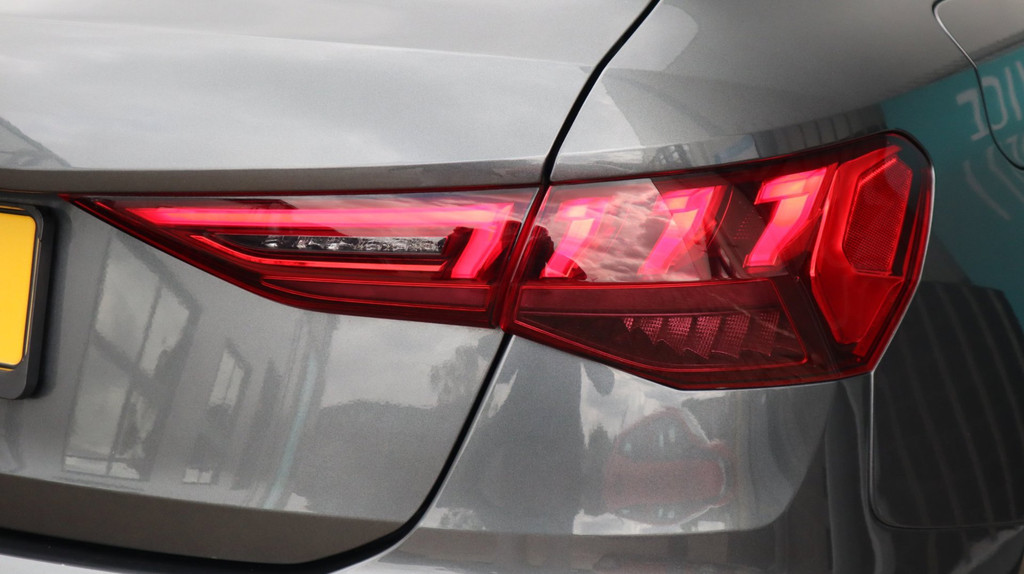 Audi A3 (T212VT) met abonnement