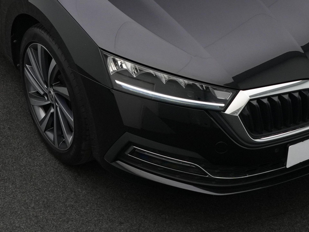 ŠKODA Octavia (KZN76K) met abonnement