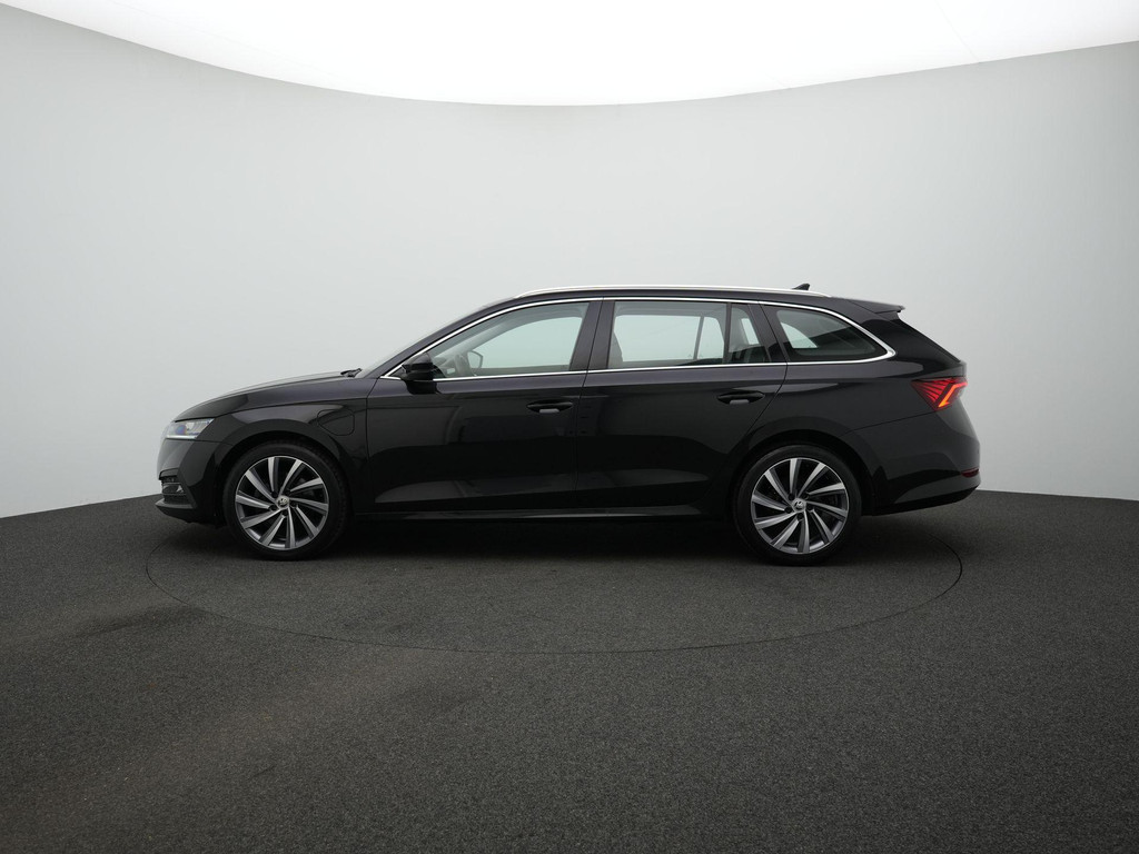 ŠKODA Octavia (KZN76K) met abonnement