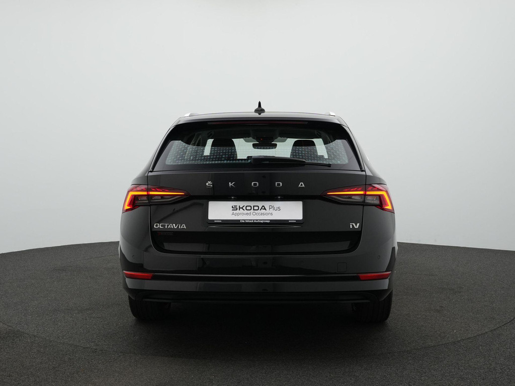 ŠKODA Octavia (KZN76K) met abonnement
