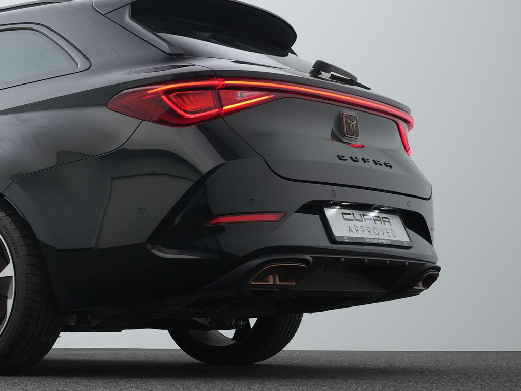 CUPRA Leon (KXF80B) met abonnement