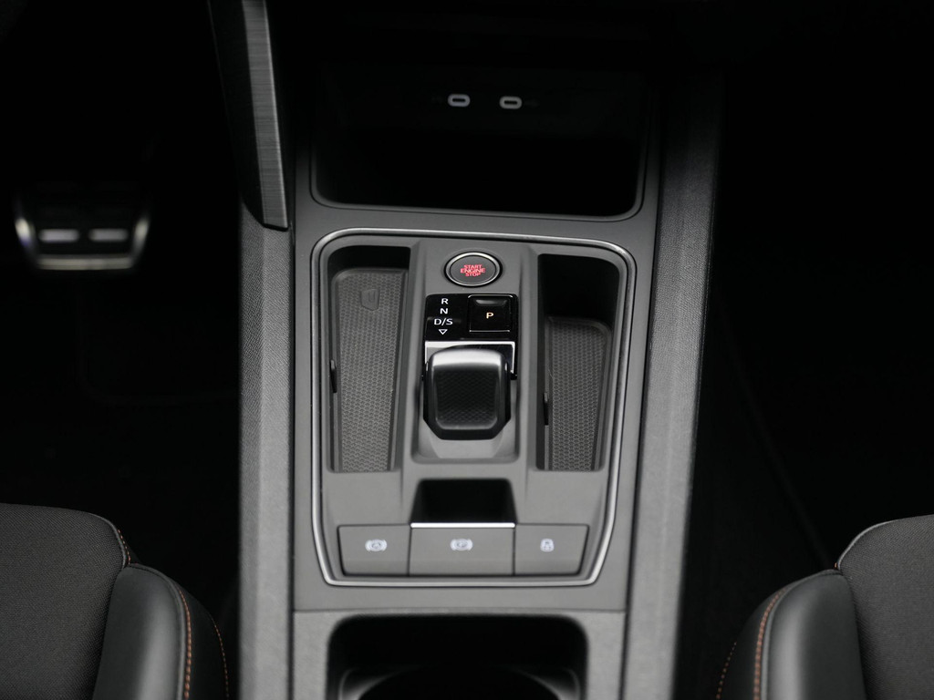 CUPRA Leon (KXF80B) met abonnement