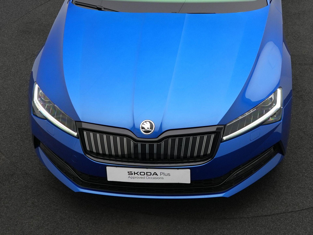 ŠKODA Superb (KVN59F) met abonnement