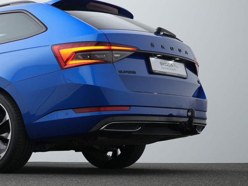 ŠKODA Superb (KVN59F) met abonnement