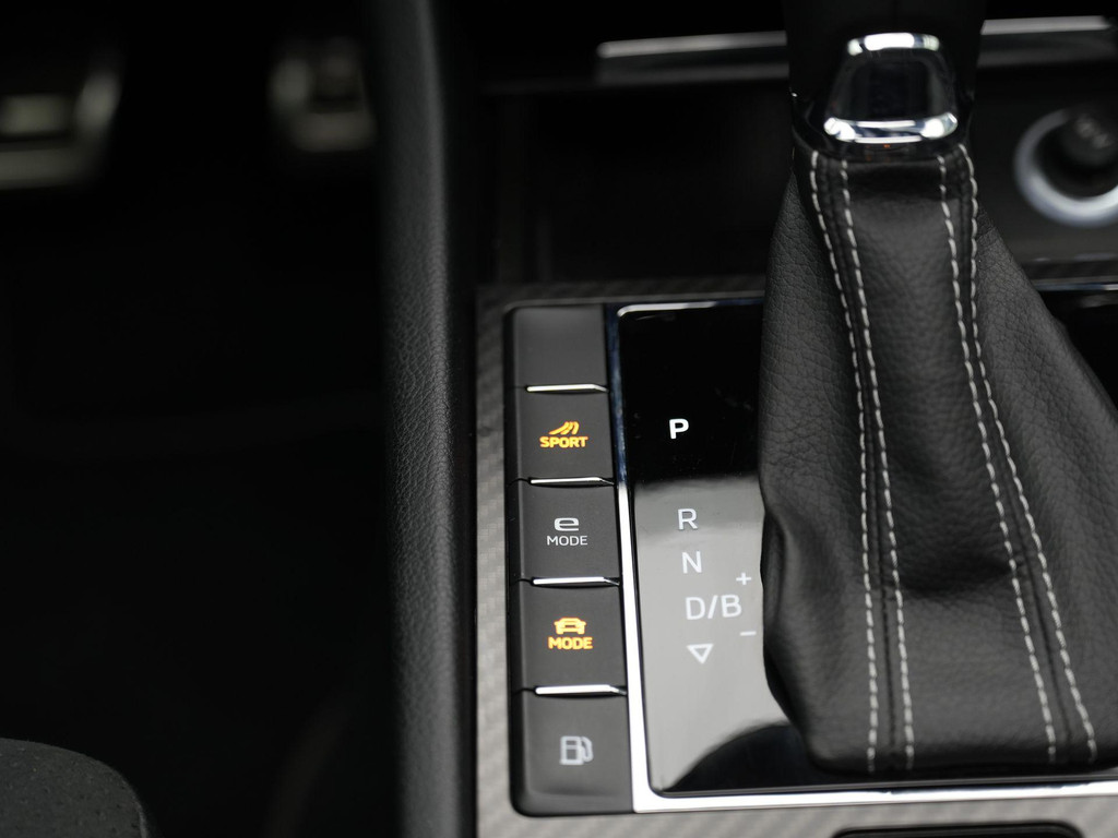 ŠKODA Superb (KVN59F) met abonnement