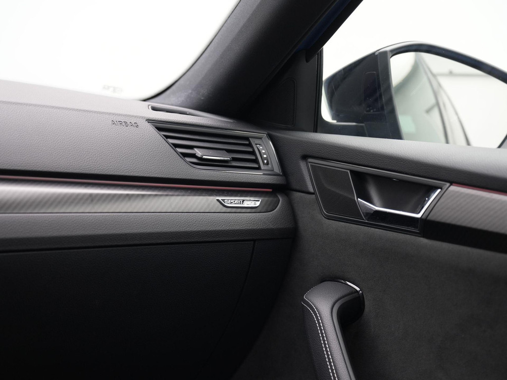 ŠKODA Superb (KVN59F) met abonnement