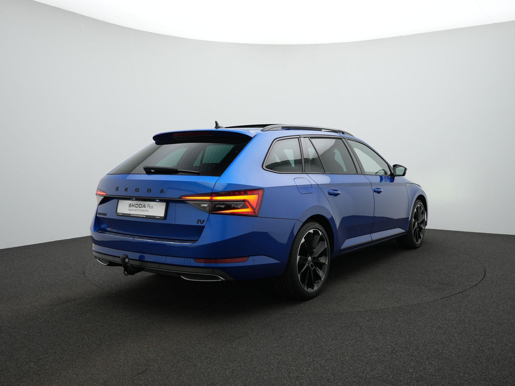 ŠKODA Superb (KVN59F) met abonnement
