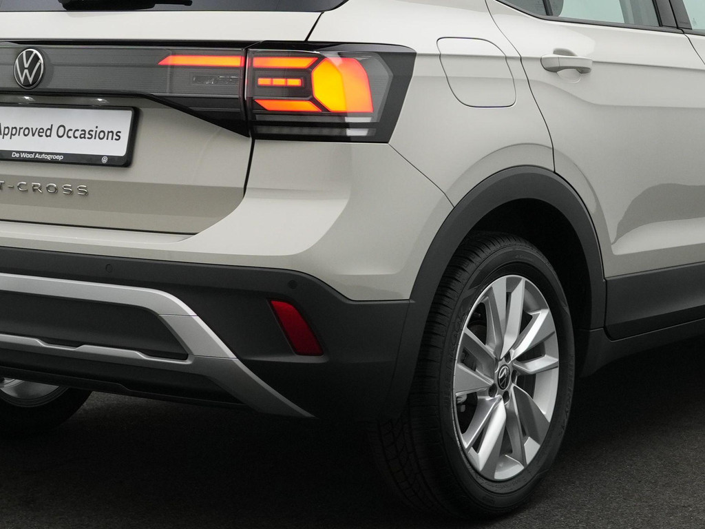 Volkswagen T-Cross (KTT42L) met abonnement