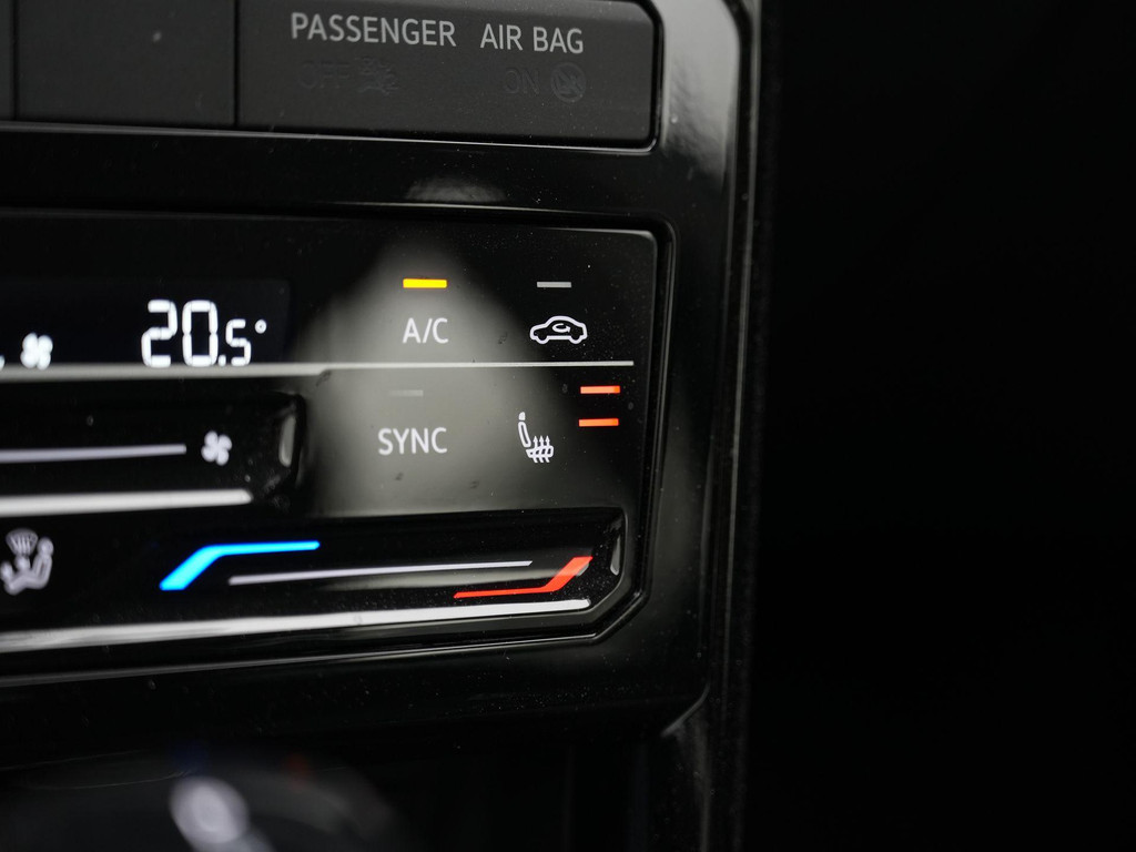 Volkswagen T-Cross (KTT42L) met abonnement