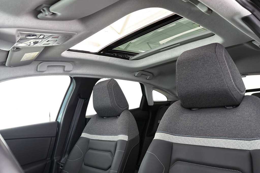 Citroën Ë-C4 (R735DJ) met abonnement