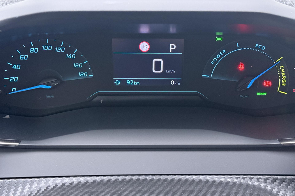 Peugeot e-208 (KRD34N) met abonnement