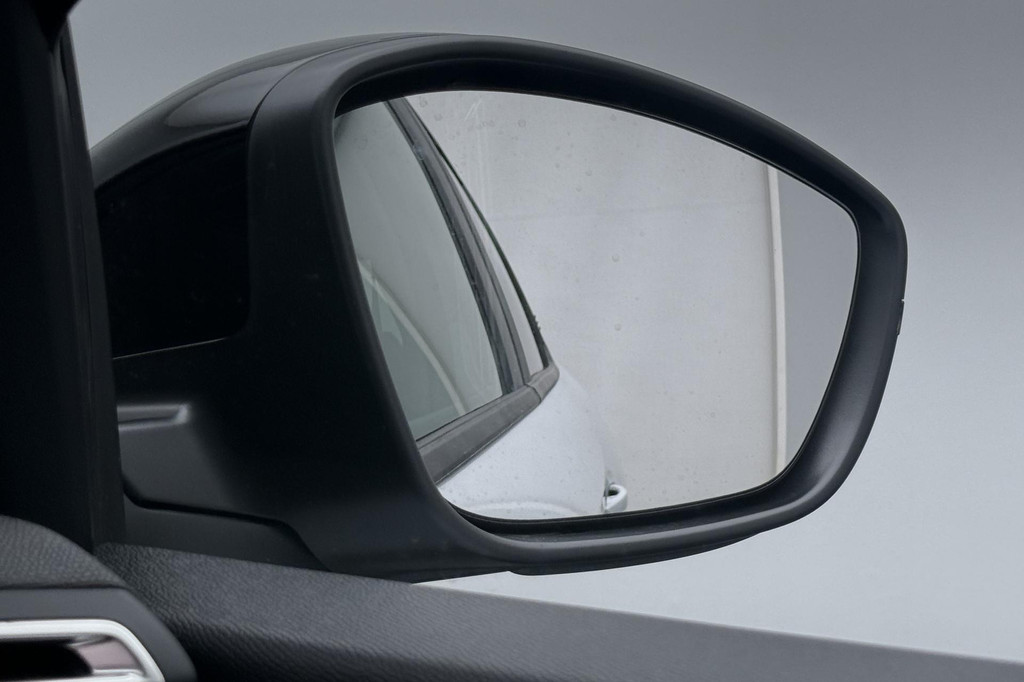 Peugeot e-208 (KRD34N) met abonnement